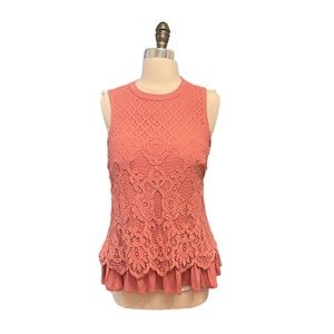 Maurice’s floral lace tunic with keyhole back and ruffle bottom, knit lining S